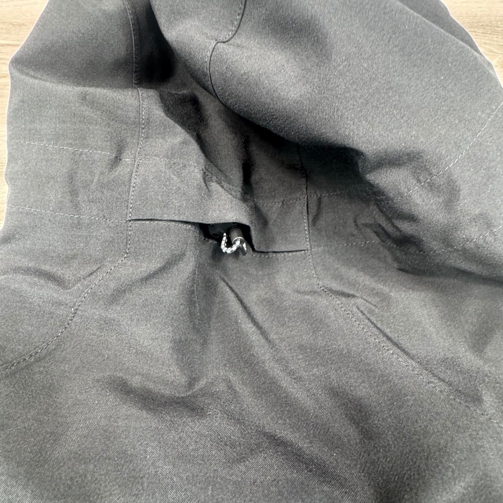 The North Face HyVent Womens Ski Jacket Black Red Hooded Waterproof Shell Medium - Picture 16 of 16